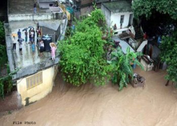 ممبئی میں طوفانی بارشوں کے بعد سیلاب نے تباہی مچادی