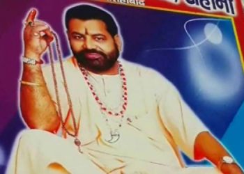 بھارت میں ایک اور بڑے مندر کا جنسی بابا گرفتار ،اب تک کتنی خواتین کی عزت لوٹ چکا ہے ؟تفصیل جان کر آپ گرو گرمیت رام کو بھول جائیں گے