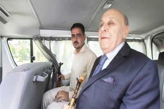 منی لانڈرنگ کیس: سپریم کورٹ کے باہر سے انور مجید کا بیٹا گرفتار