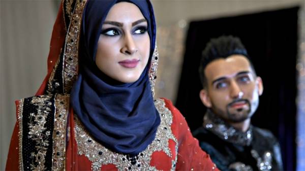 سوشل میڈیا کی سب سے معروف شخصیت شام ادریس نے منگنی کر لی ، لڑکی کون ہے ؟ تصاویر دیکھ کر آپ بھی دیکھتے ہی رہ جائیں گے