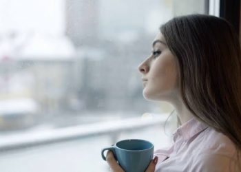 سنو…..! میں کچھ کہنا چاہتی ہوں……!