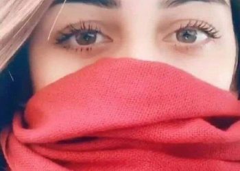 لہجے جب اجنبی ہو جائیں افسوس تو ہوتا ہے