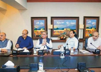 پی ٹی آئی اجلاس، سیاسی بحران سے نکلنے کا واحد راستہ فوری اور شفاف انتخابات ہیں: عمران