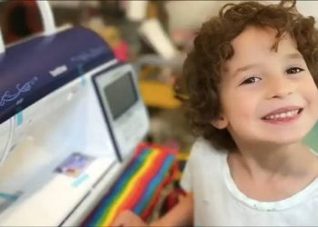 میں پچھلے جنم میں Gucci  تھا‘ سات سالہ بچے نے سلیبریٹیز کیلئے کپڑے ڈیزائن کرنا شروع کردیے