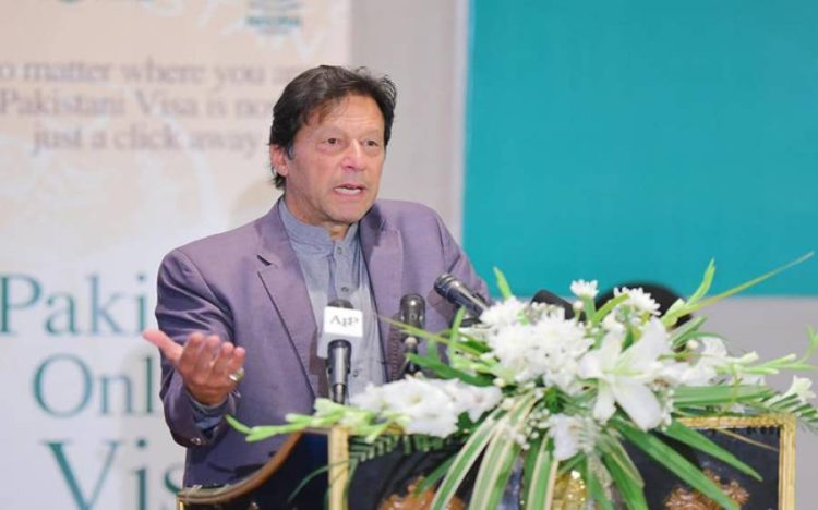 الیکشن کمیشن نے عمران خان کو 5 سال کے لیے نااہل قرار دے دیا