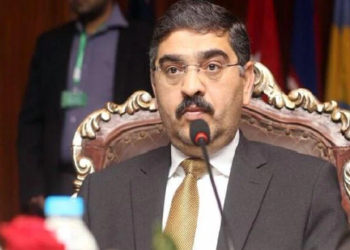 صدر مملکت نے انوارالحق کاکڑ کی بطور نگران وزیراعظم تعیناتی کی منظوری دیدی