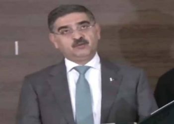 نگران وزیراعظم نے پہلا حکم جاری کردیا ، نوجوانوں کو بڑی خوشخبری سنا دی