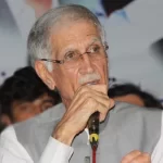 عمران خان ذہنی بیمار ہیں کسی چیز کا پتہ نہیں، سمجھانے پر بھی نہ سمجھے: پرویز خٹک