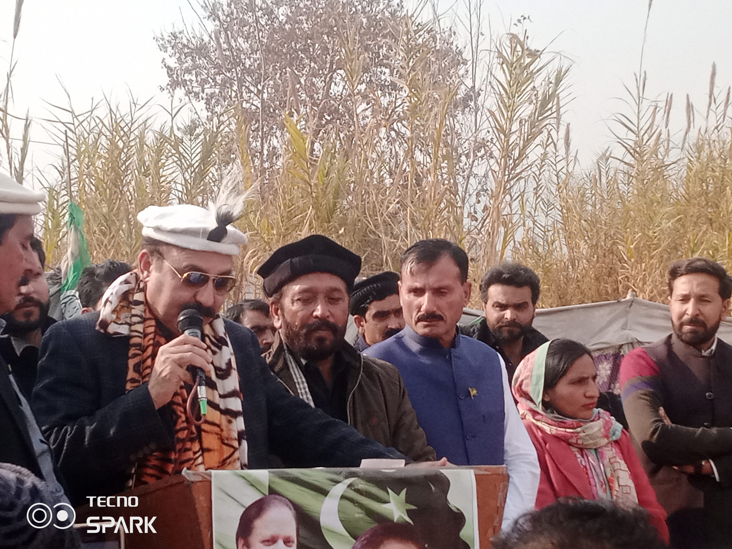 نواز شریف کو اگر نہیں نکالتے…