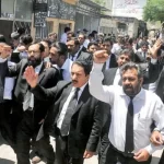 اسلام آباد: وکلاء کی ہڑتال، پولیس کیخلاف نعرے