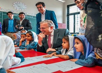 سندھ کے سیلاب زدہ علاقوں میں سکولوں کی تعمیر سے متعلق تقریب، امریکی سفیر کی بھی شرکت