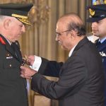 صدر آصف علی زرداری نے ترک چیف آف جنرل اسٹاف کو نشان امتیاز (ملٹری) سے نوازا ۔