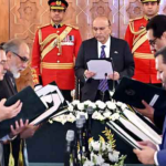 حنیف عباسی، مصطفیٰ کمال اور طارق فضل چوہدری کو وزارتوں کے قلمدان سونپ دیے گئے۔