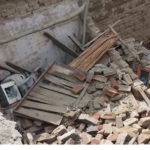 کراچی میں چھت گرنے سے ایک زخمی بچی جان بحق ہوگئی۔