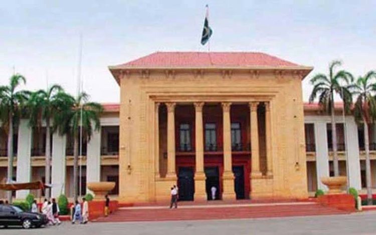 پنجاب اسمبلی میں حکومت کی جانب سے ضرورت مندوں کو دیئے جانے والے چیک باؤنس ہونے کا الزام