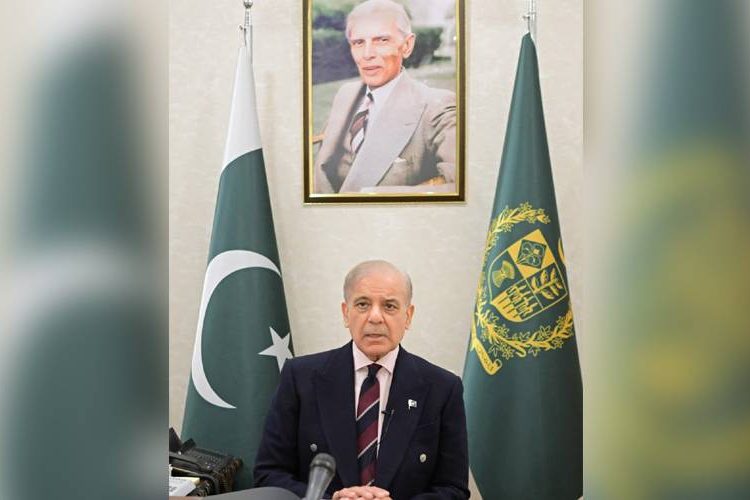 وزیراعظم کی سولر پینلز درآمدات کی آڑ میں120 ارب روپےکی منی لانڈرنگ کے ذمہ داروں کیخلاف خلاف فوری کارروائی کی ہدایت